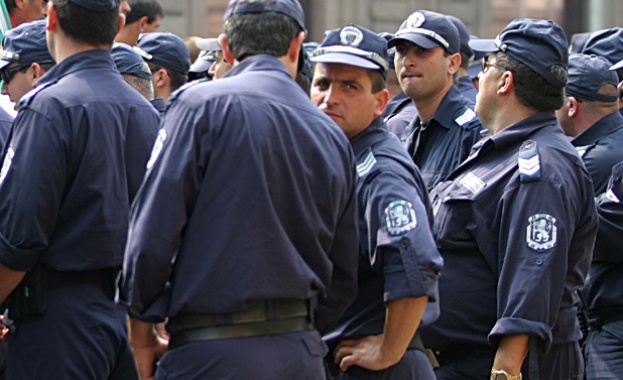 Полицаи се организират за протести днес в Пловдив. Проявата е
