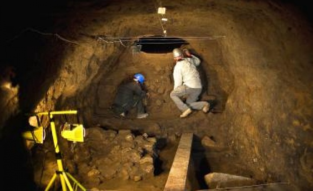 Археолози откриха непокътната гробница в южна Гърция Тя е с