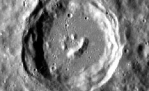Балетът „Лешникотрошачката и Меркурий вече имат нещо общо. Голям кратер