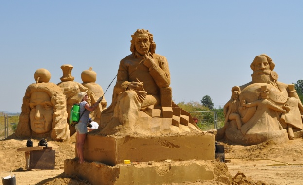 В петък от 18 часа Фестивалът на пясъчните скулптури официално