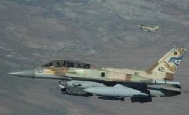 Израелската армия отново атакува сирийски военни цели след като територията