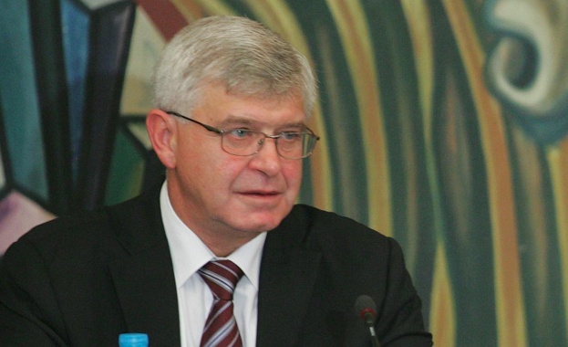 Финансистът Кирил Ананиев ще е новият здравен министър твърдят няколко