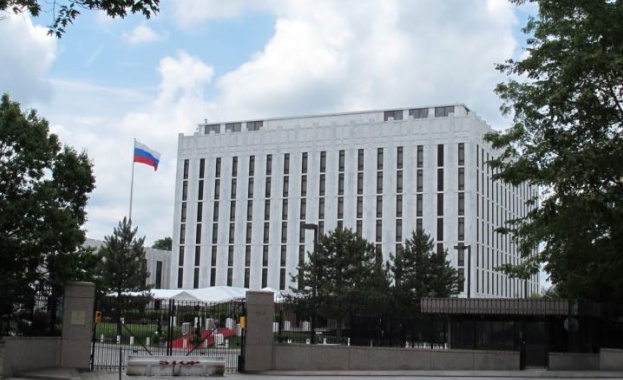 В случай, че посолството на САЩ в Русия удължи срока