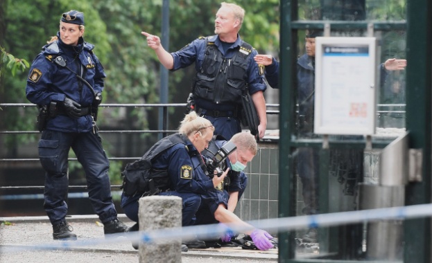 Полицията в Стокхолм започна разследване за опит за убийство, след