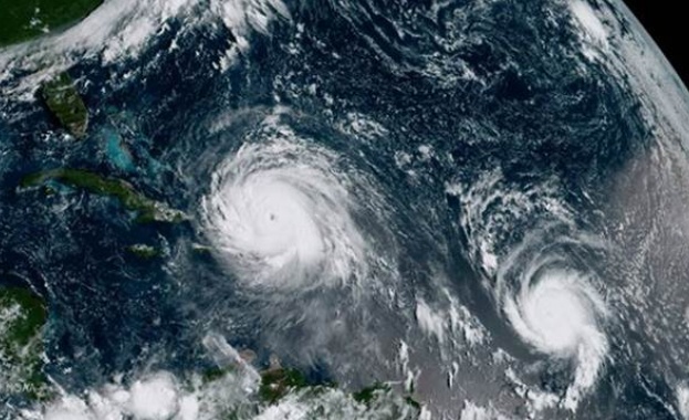 „Чудовищните урагани Харви и Ирма търси причините за неспиращото разрастване