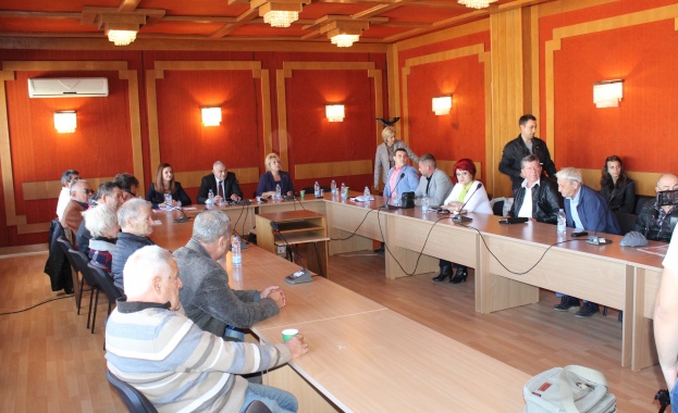 В Хасково се проведе среща разговор на тема Социални аспекти