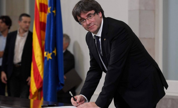 Независимостта на Каталуния е „отложена, но може да бъде гласувана
