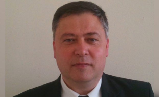 Ректорът на Техническия университет във Варна проф Росен Василев е