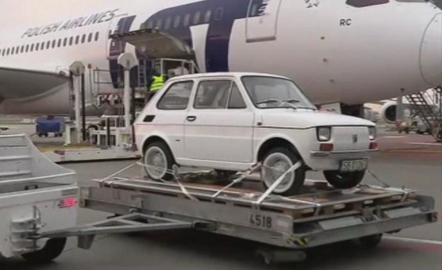 Оригинален полски FIAT 126 P днес замина от родината си