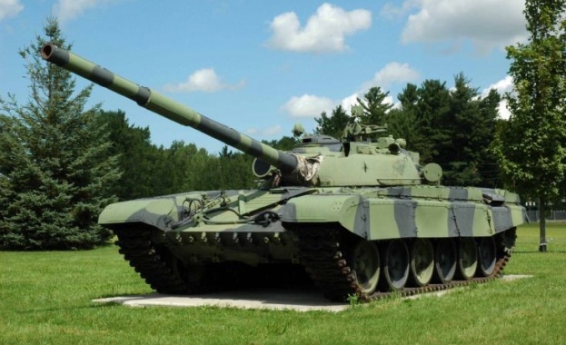 Полската армия засега не е готова да бракува танковете Т-72,