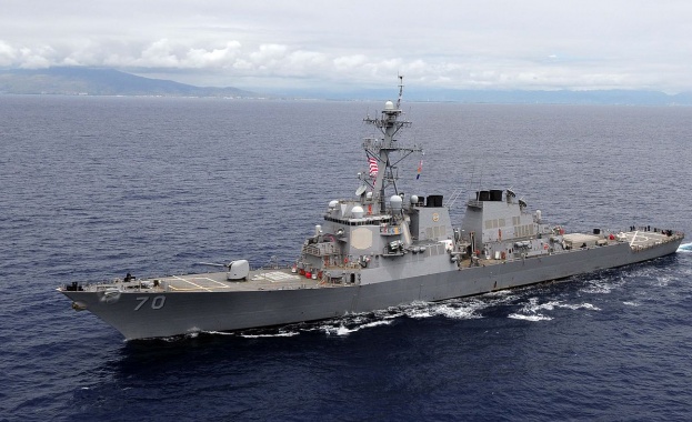 Китайското външно министерство обвини американски военен кораб в нарушаване на