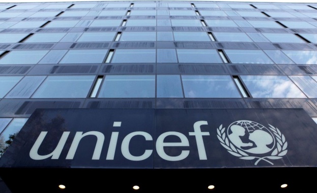 Заместник-директорът на УНИЦЕФ Джъстин Форсайт си подаде оставката заради обвинения