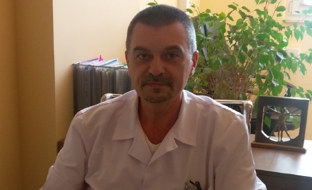 Интервю с проф Емил Паскалев Началник на Клиниката по нефрология
