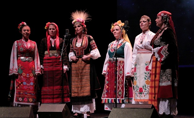 След успеха в Страсбург спектакълът посветен на прочутите български гласове