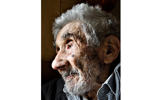Чилиец който се вярва че е най възрастният човек в света