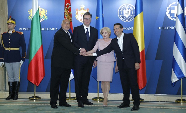 България Гърция и Румъния трябва да помогнат на Сърбия за