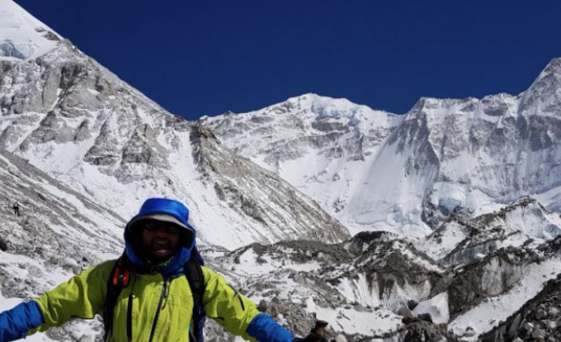 Българският алпинист Атанас Скатов изкачи връх Чо Ойо в Хималаите