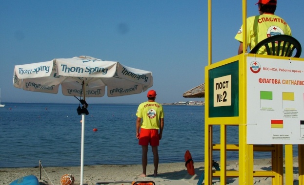 За осигуряване на безопасността на туристите по черноморските плажове и
