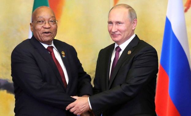 Руският президент Владимир Путин пристигна в ЮАР за среща на
