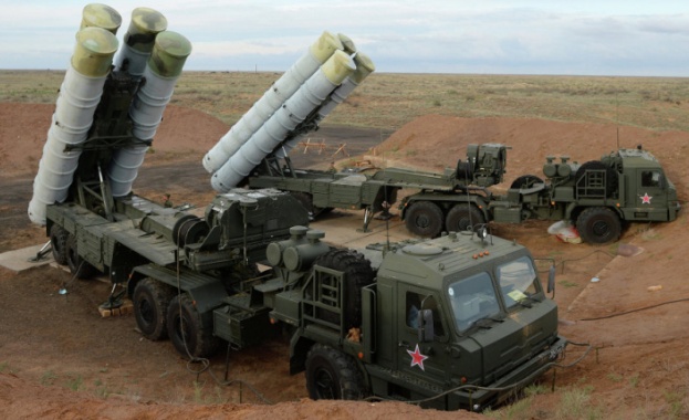 Сроковете за доставката на зенитно ракетни комплекси С 400 на Турция не