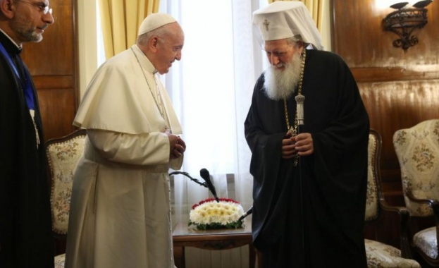 В Синодалната палата се състоя среща между Негово светейшество Българския