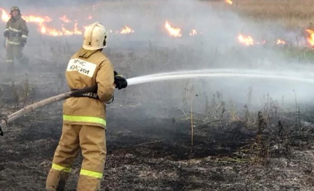 Пожарите в Сибир се разрастват въпреки намесата на Руската армия