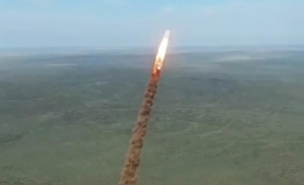 На 10 август беше изстреляна 8 1 метровата ракета RLV T5 която се