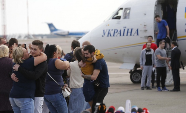 Двата самолета с арестувани в Русия и Украйна граждани на