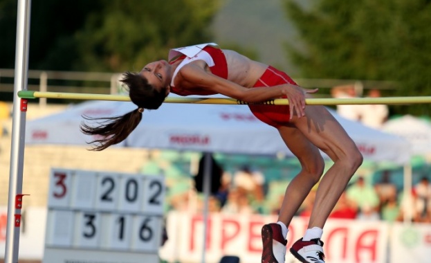 Мирела Демирева завърши на пето място в скока на височина