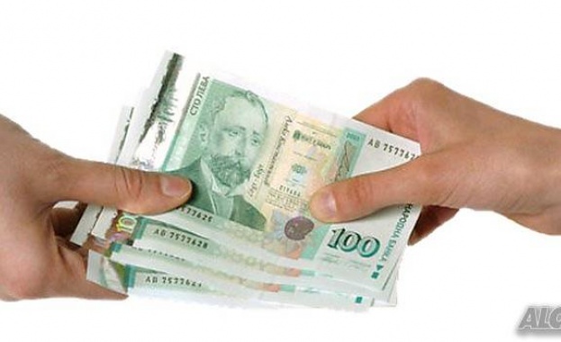 Стойността на кредитите отпуснати от българските банки на фирми и