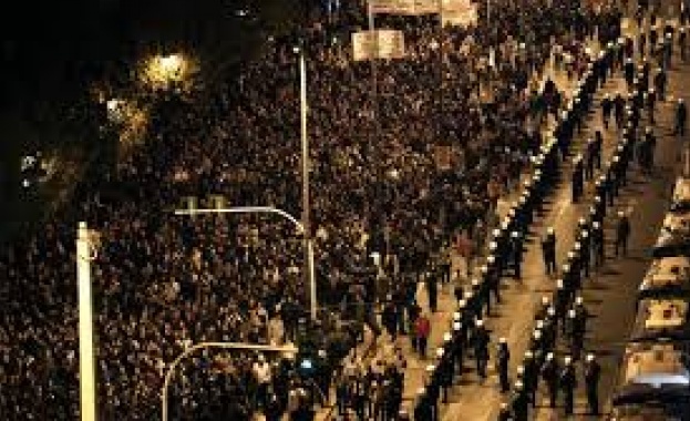 28 души бяха арестувани по време на безредиците в Атина