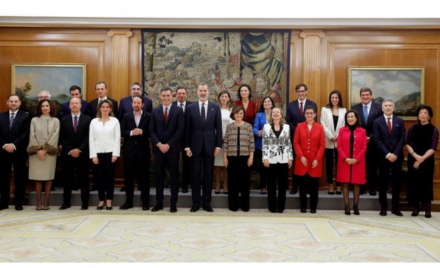 Новото испанско правителство положи днес клетва за встъпване в длъжност,