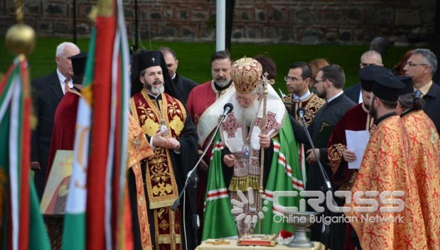 Освещаване на знамената светини