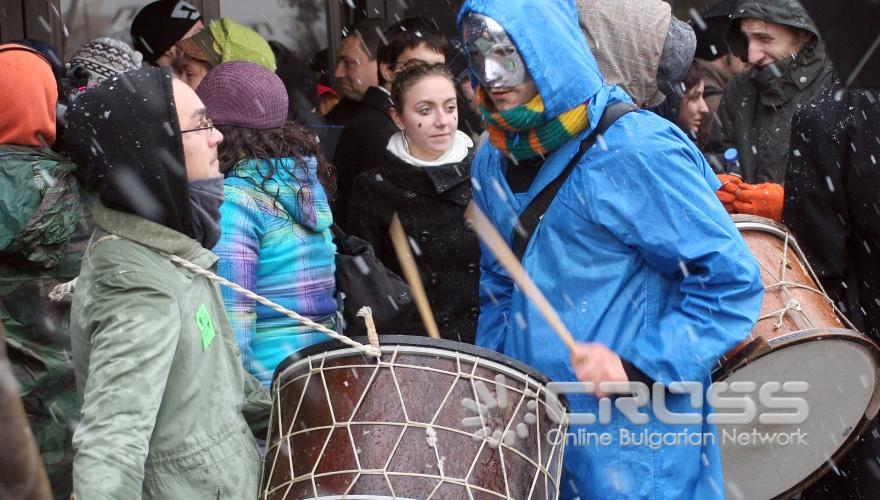 Днес,28 октомври,се проведе общостудентско протестно шествие, което започн пред главния вход на НДК и продължи по бул. „Витоша" до Министерски съвет