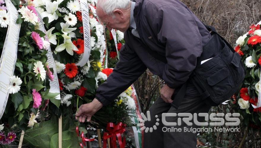 Днес,13 януари,в Борисовата градина в София, вицепрезидентът Ангел Марин присъства на поклонение по повод 160 години от рождението на Тодор Каблешков. 