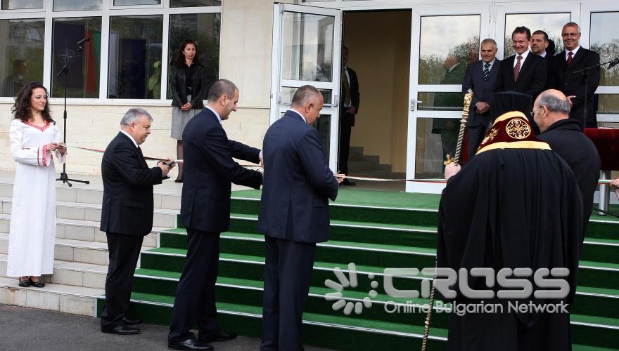 Новата сграда на Главна дирекция „Криминална полиция" се откри днес,2 май на бул. „Александър Малинов" № 1 от премиера Бойко Борисов и министъра на вътрешните работи Цветан Цветанов.