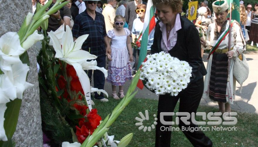 Днес,18 юли,в Борисовата градина, пред бюст-паметника на Апостола на свободата в Алеята на възрожденците, се проведе официална церемония и литературно-музикална програма, по случай 174-та годишнина от рождението на Васил Левски. 