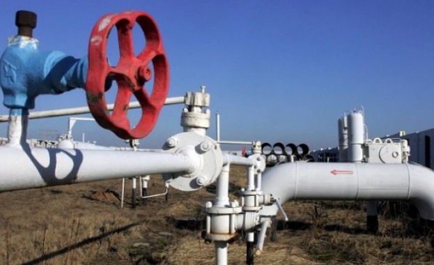Украйна плаща за руския газ от собствените си валутни резерви 