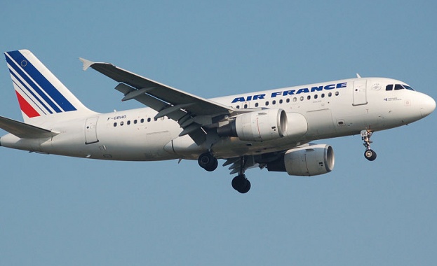 Самолетният превозвач Air France KLM води преговори с банки за получаване