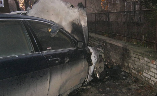 Запалиха колата на лидера на ВМРО-БНД в Димитровград