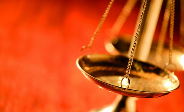 Промени в Закона за съдебната власт дават повече независимост на редовите прокуратури и самоуправление на съдиите