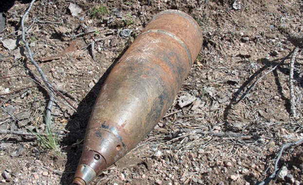 Откриха невзривен снаряд на границата с Гърция
