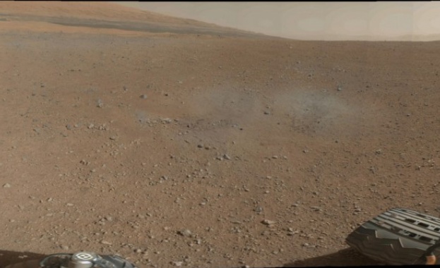 Когато бъдещите астронавти изследват полюсите на Марс ще виждат зелени