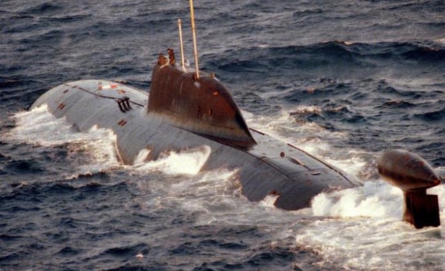 Русия прати подводница с крилати ракети към Сирия