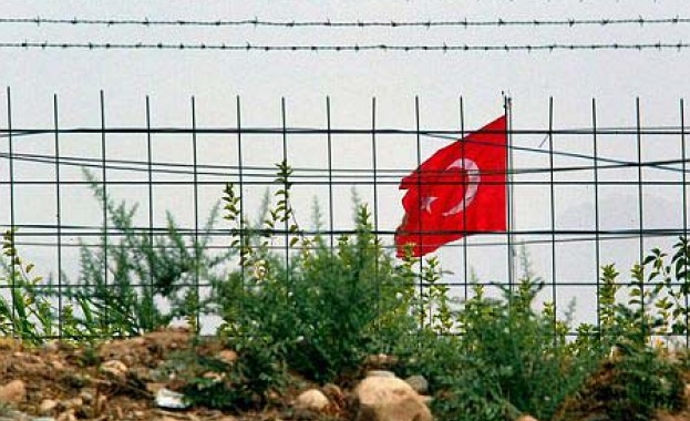 Вдигаме преграда по границата с Турция
