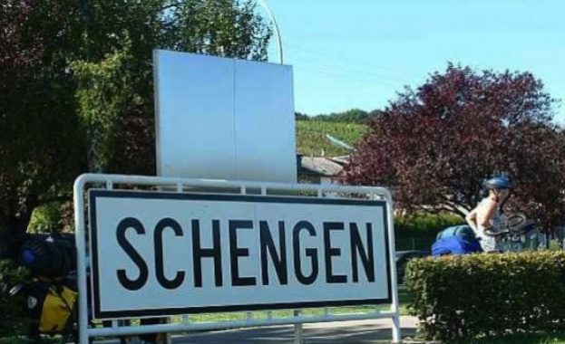 Страните от Източна Европа ще бъдат изключени от Шенген заедно с Гърция, Испания и Италия?