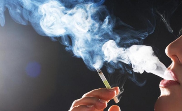 Пушачите са по екстровертни от непушачите но с по ниски