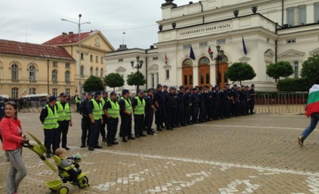 Пълна проверка на действията на МВР по ДАНСwithme