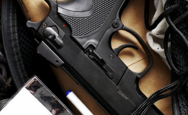 20-годишен стреля с пистолет в „Студентски град”