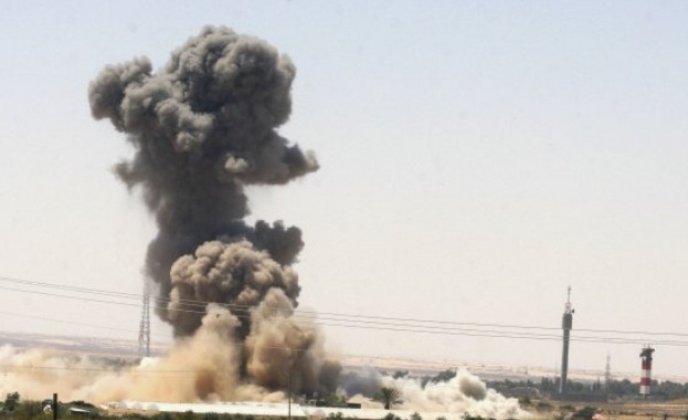 Най-малко 17 загинаха при два атентата в Багдад